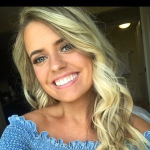 Meet your Posher, Raylee